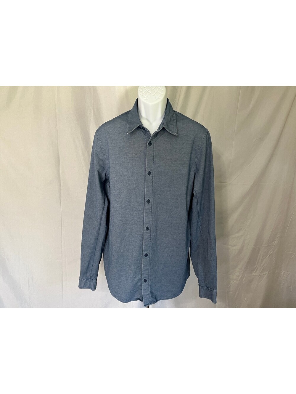 Lululemon Athletica Men's Blue Sunwashed Long Sleeve Vented Shirt Large L